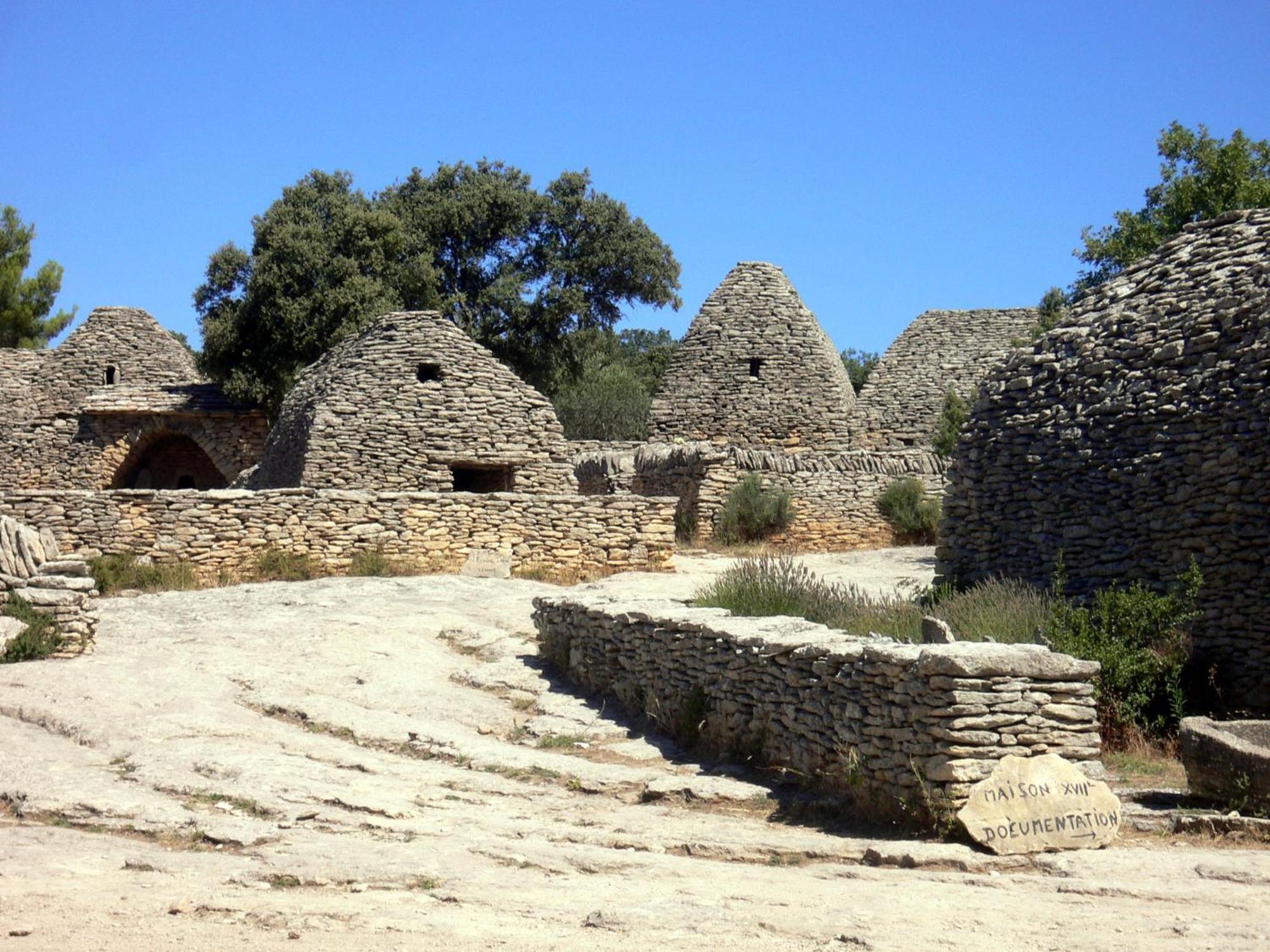 Les Terrasses - Gordes Pensionat Exteriör bild